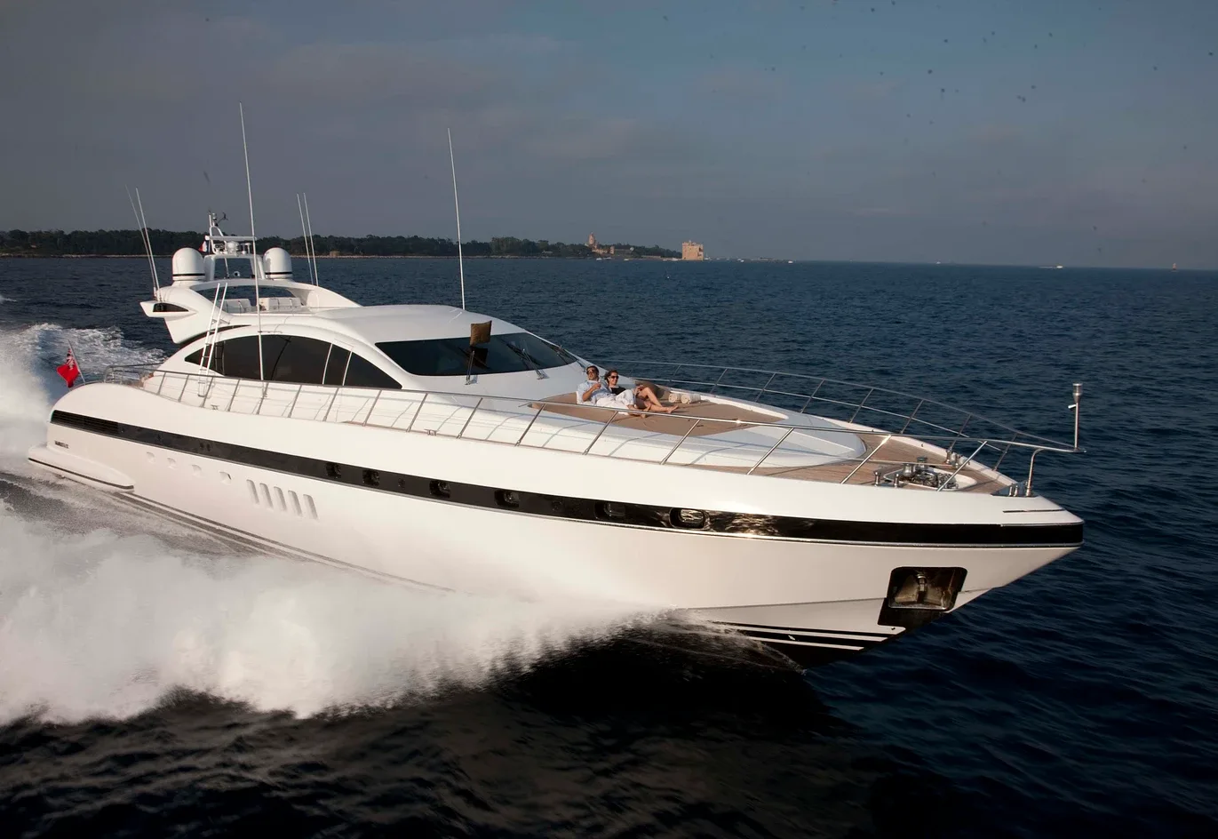 MANGUSTA ENZO 92'
