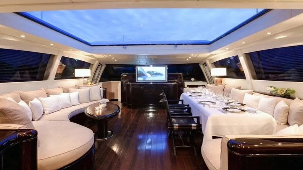 MANGUSTA ENZO 92' — photo 3 sur 6