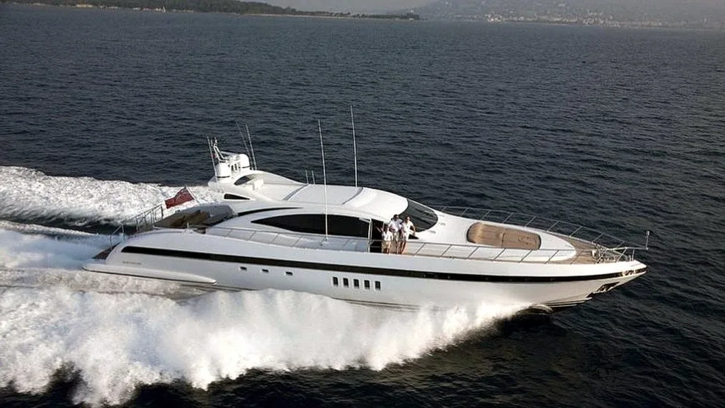 MANGUSTA ENZO 92' — photo 4 sur 6