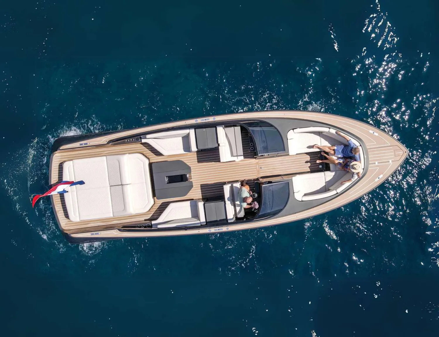 M/Y REBORN BOWRIDER 38 — photo 2 sur 6