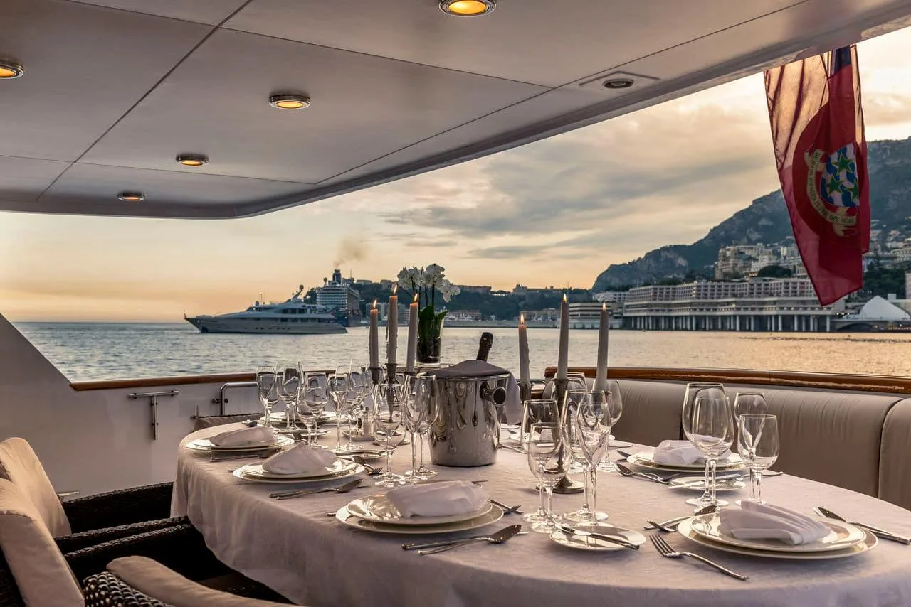 ROSSATO M/Y JOJO 132' — photo 2 sur 6